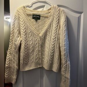 American Eagle sweater